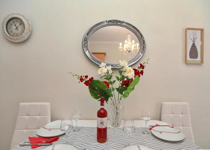 Dina's In Iraklitsa Apartment