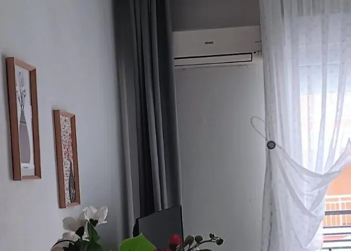 Dina's In Iraklitsa *